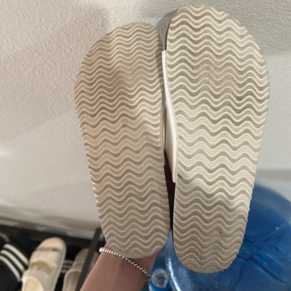 Sandals - Picture 2 of 2